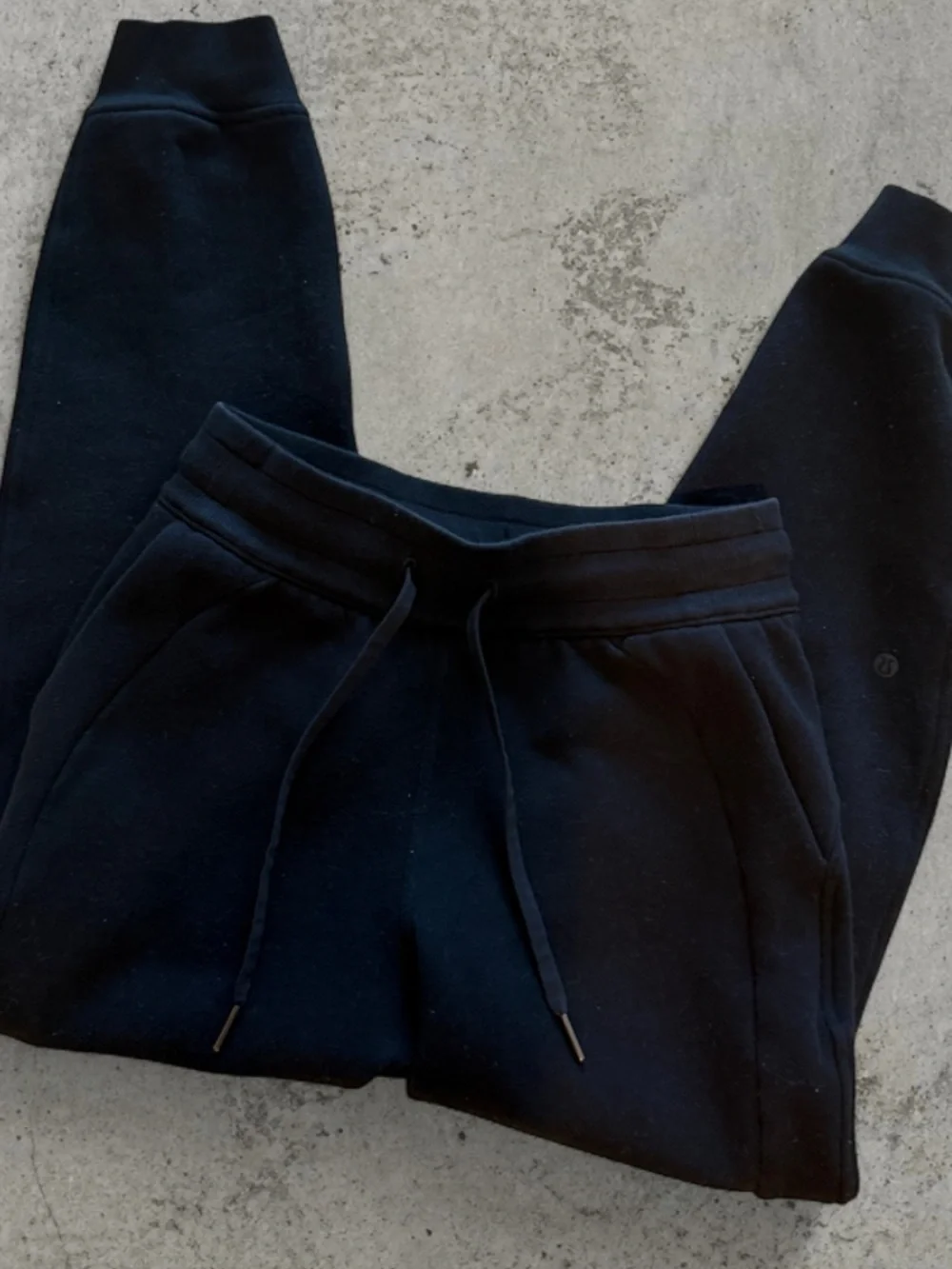 Lululemon sweatpants joggers